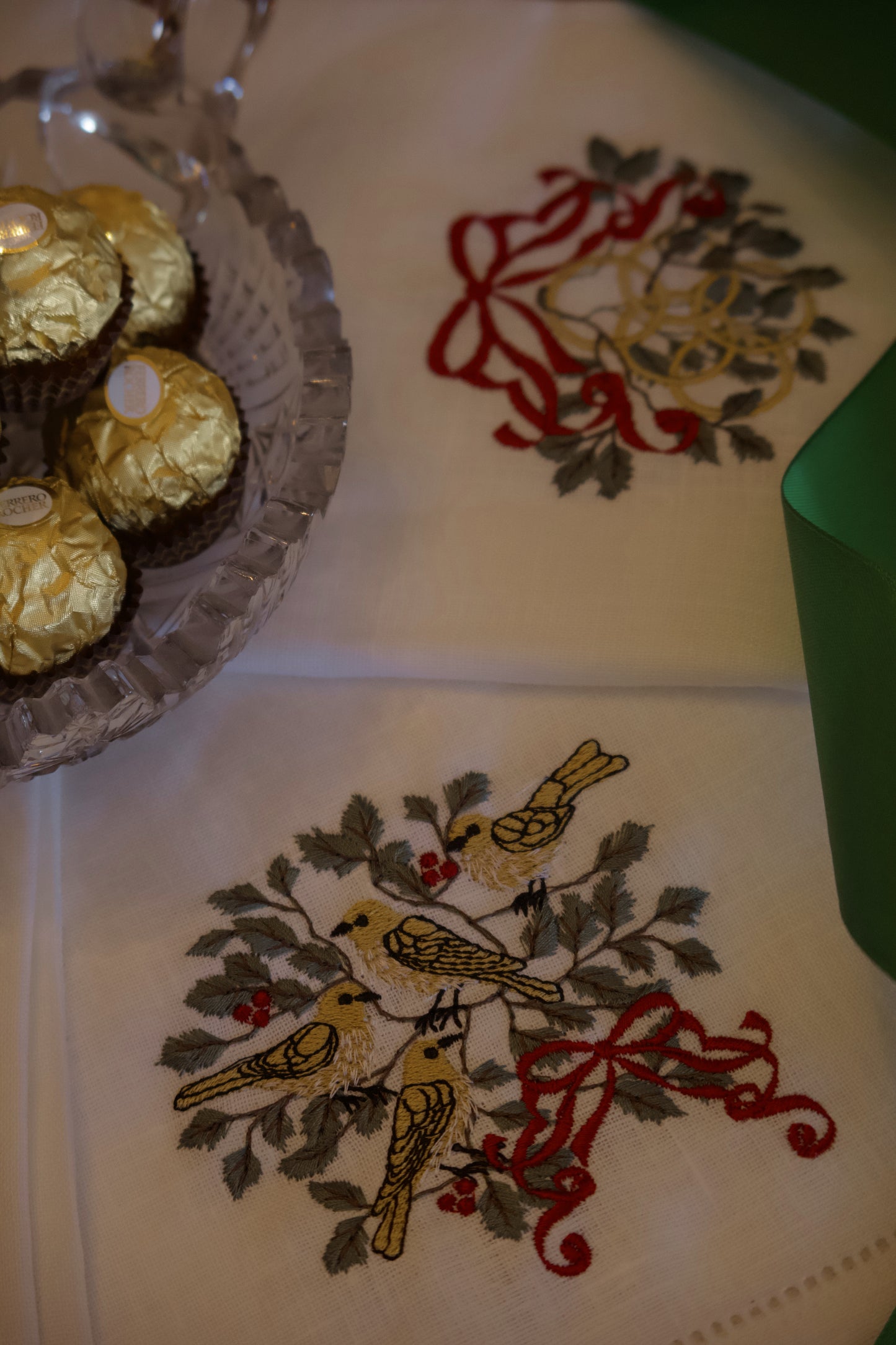 The Twelve Days of Christmas Table Linens