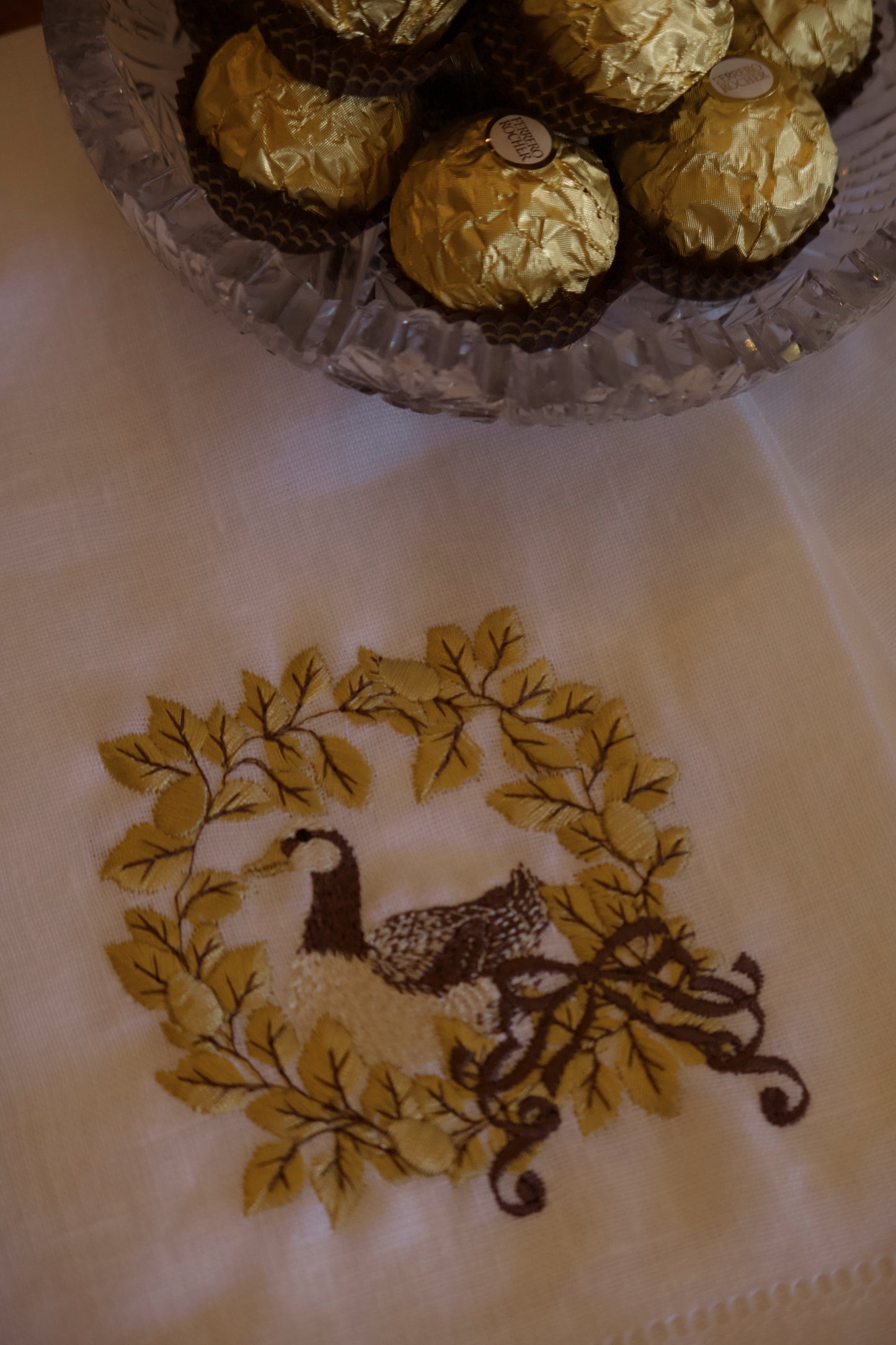 The Twelve Days of Christmas Table Linens