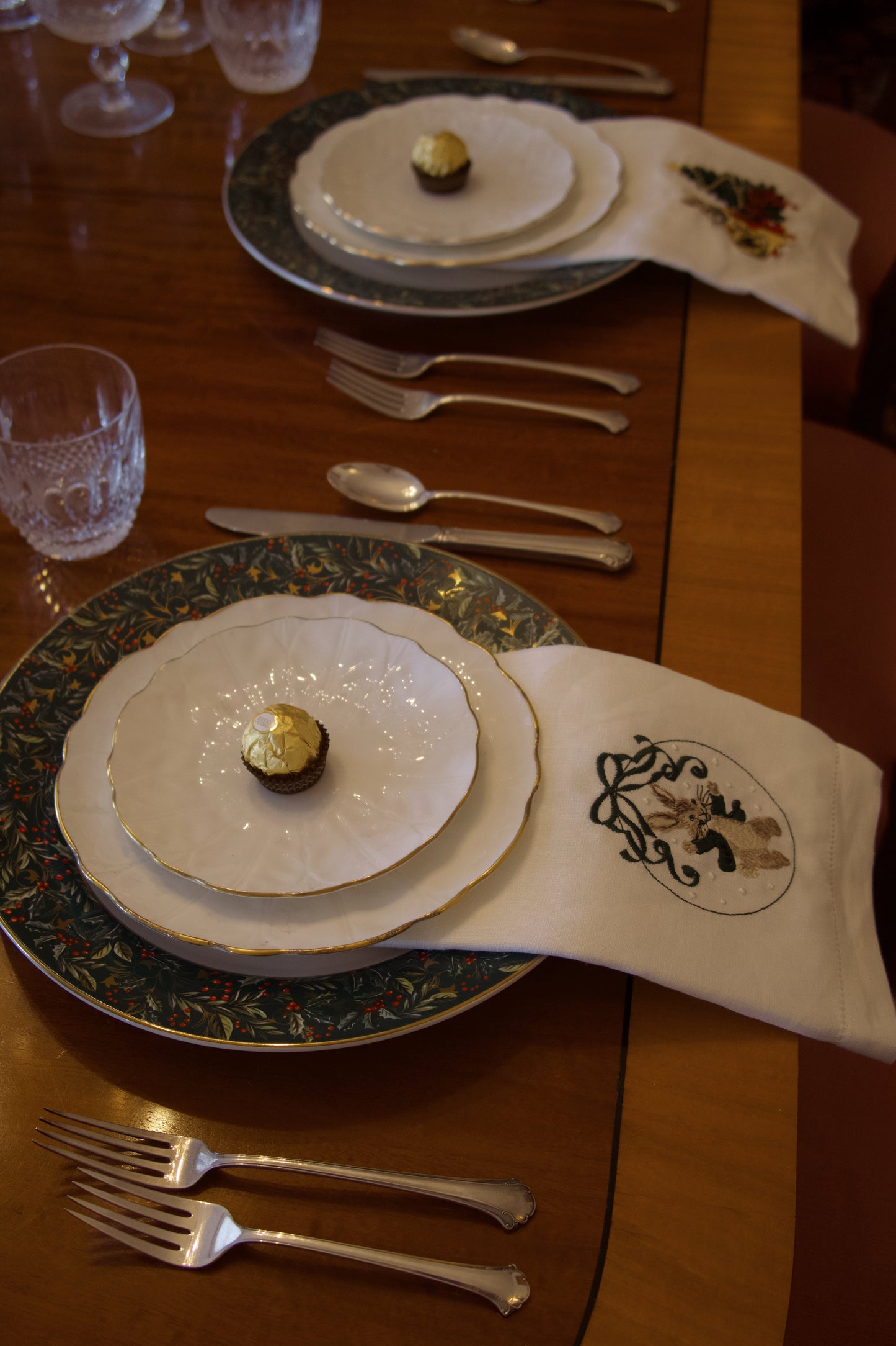 The Twelve Days of Christmas Table Linens